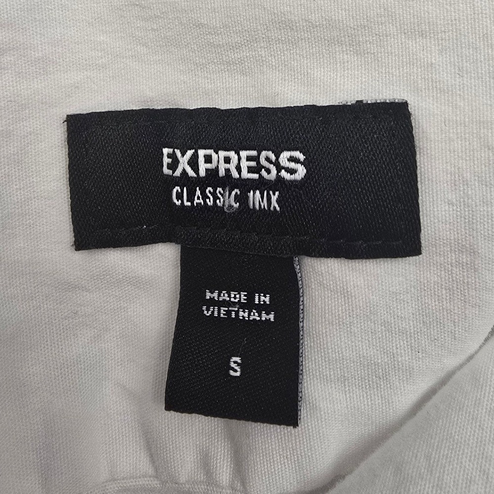 Express Classic White Button Up Small Business Casual Preppy Minimalist Office - Picture 2 of 5